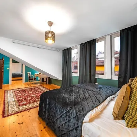 Charming Historic Duplex-prague1 * براغ